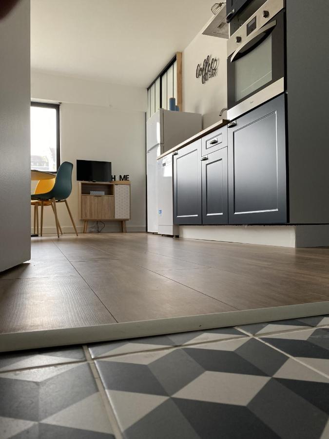 Super Appartement Cosy, Parking Prive Courseulles-sur-Mer Bagian luar foto
