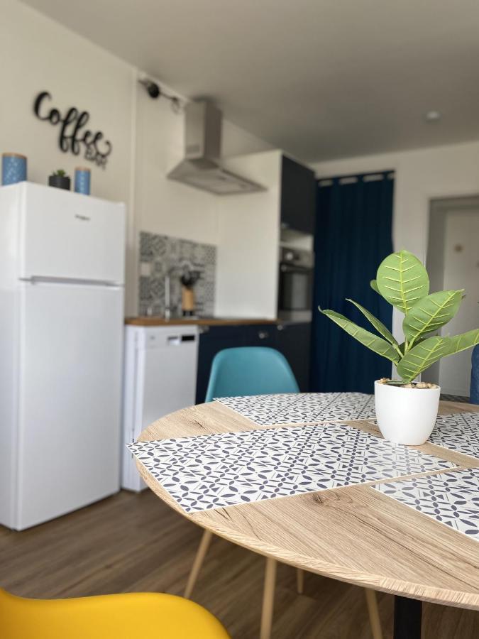 Super Appartement Cosy, Parking Prive Courseulles-sur-Mer Bagian luar foto