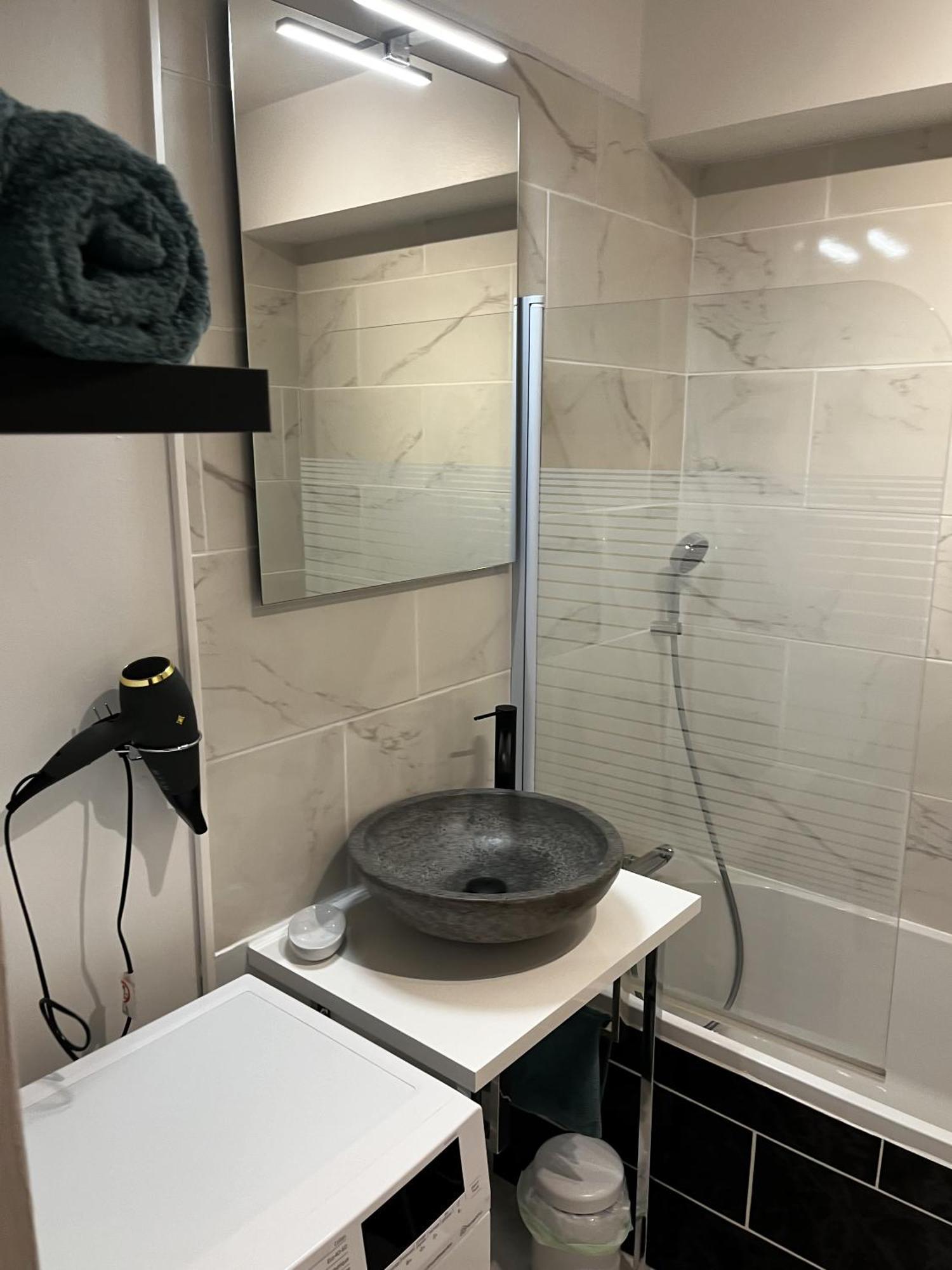 Super Appartement Cosy, Parking Prive Courseulles-sur-Mer Bagian luar foto